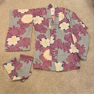 Vintage Silk Kimono with Pink and Cream Accents